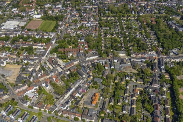 Aerial view, supplementary location retail centre, Bochumer Straße, Wissenschaftspark Gelsenkirchen GmbH, Ückendorf, Gelsenkirchen, Ruhr area, North Rhine-Westphalia, Germany, DE, Europe, birds-eyes view, aerial view, aerial photography, aerial photography, overview, overview, bird's eye view, retail centre, retail centres of the city of Gelsenkirchen, shopping street, district