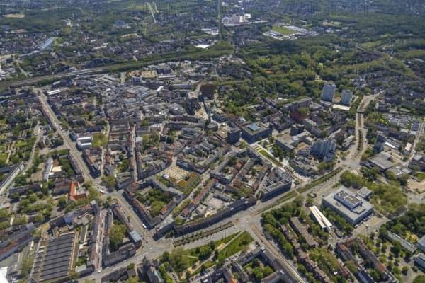 Aerial view, main centre Gelsenkirchen-Mitte, City Gelsenkirchen, Bahnhofstraße, market place, retail centre, Schalke, Gelsenkirchen, Ruhr area, North Rhine-Westphalia, Germany, DE, Europe, birds-eyes view, aerial view, aerial photography, aerial photography, overview, overview, bird's eye view, retail centres of the city of Gelsenkirchen, shopping street, district