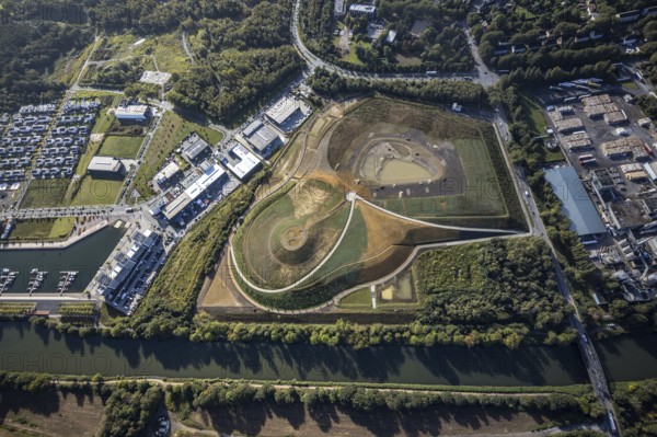 Aerial view, construction site harbour quarter Graf Bismarck at the Rhine-Herne-Canal in the district Bismarck in Gelsenkirchen, Ruhr area, North Rhine-Westphalia, Germany, DE, Europe, Gelsenkirchen, aerial view, aerial photography, aerial photography, overview, bird's-eye view, overview