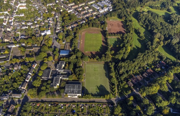 Aerial view, comprehensive school Erle with sports field in the district Erle in Gelsenkirchen, Ruhr area, North Rhine-Westphalia, Germany, education, educational institution, DE, Europe, football field, football stadium, Gelsenkirchen, comprehensive school, educational institute, aerial view, aerial photography, aerial photography, school, sports, sports facilities, sports field, sports facility, overview, bird's-eye view, bird's-eye view, overview
