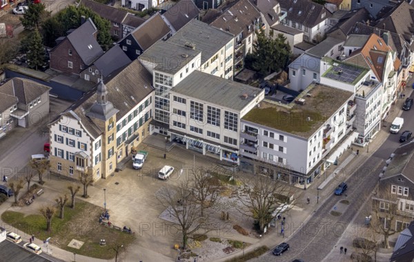 Aerial view, town hall Kettwig, Bürgermeister-Fiedler-Platz, Kettwig, Essen, Ruhr area, North Rhine-Westphalia, Germany, authority, DE, Europe, aerial view, aerial photography, aerial photography, town hall, overview, bird's-eye view, overview