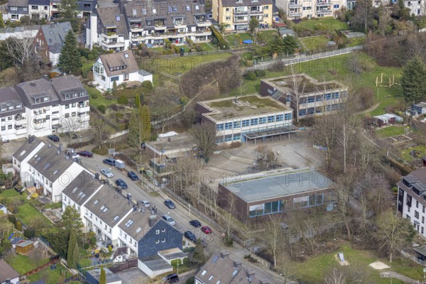 Aerial photo, Heckerschule, Werden, Essen, Ruhr area, North Rhine-Westphalia, Germany, education, educational institution, DE, Europe, educational institute, aerial photo, aerial photography, aerial photography, school, overview, Urbachstraße, bird's eye view, birds-eyes view, overview
