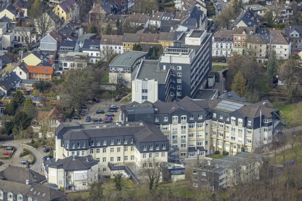 Aerial view, Kliniken Essen Mitte - Evangelisches Krankenhaus Essen-Werden, St. Josef Krankenhaus Essen-Werden, Werden, Essen, Ruhr area, North Rhine-Westphalia, Germany, DE, Europe, healthcare, hospital, clinic, clinic centre, hospital, aerial view, aerial photography, aerial photography, medical facility, medical aid, emergency service, Pattbergstraße, Probsteistraße, overview, bird's-eye view, bird's-eye view, overview, medical care