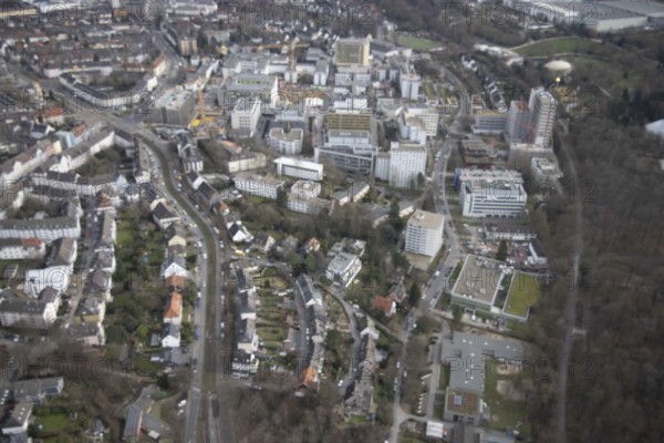 Aerial view, University Hospital Essen, construction site at the building Institute Group 1 (IG1), Mensa Campus Klinikum, Essen-Holsterhausen, Essen, Ruhr area, North Rhine-Westphalia, Germany, construction work, construction area, construction site, building plots, construction measure, construction project, construction site, DE, Europe, LLZ, Teaching and Learning Centre of the Medical Faculty of the University of Duisburg-Essen, aerial view, aerial photography, aerial photography, new building, overview, university hospital, bird's eye view, birds-eyes view, overview