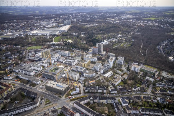 Aerial view, University Hospital Essen, construction site at the building Institute Group 1 (IG1), Mensa Campus Klinikum, Essen-Holsterhausen, Essen, Ruhr area, North Rhine-Westphalia, Germany, construction work, construction area, construction site, building plots, construction measure, construction project, construction site, DE, Europe, LLZ, Teaching and Learning Centre of the Medical Faculty of the University of Duisburg-Essen, aerial view, aerial photography, aerial photography, new building, overview, university hospital, bird's eye view, birds-eyes view, overview