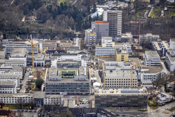 Aerial view, University Hospital Essen, medical centre, construction site, Essen-Holsterhausen, Essen, Ruhr area, North Rhine-Westphalia, Germany, DE, Europe, healthcare, clinic, hospital, aerial view, aerial photography, aerial photography, medical facility, medical aid, overview, university hospital, bird's eye view, birds-eyes view, overview, medical care