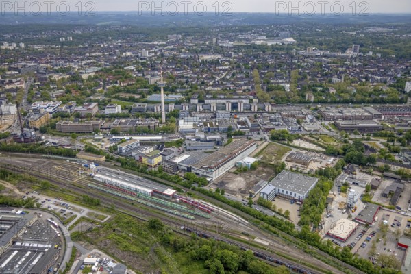 Aerial view, DB Regio in North Rhine-Westphalia plant Essen, industrial estate Schederhofstraße and Gewerbehofstraße, radio tower Essen, Essen-Holsterhausen, Essen, Ruhr area, North Rhine-Westphalia, Germany, railway tracks, DE, ETEC, Europe, radio tower, commercial enterprises, commercial area, commercial park, commercial site, commercial use, industrial area, industrial site, aerial view, aerial photography, aerial photography, aerial photography, tower, overview, bird's eye view, birds-eyes view, overview