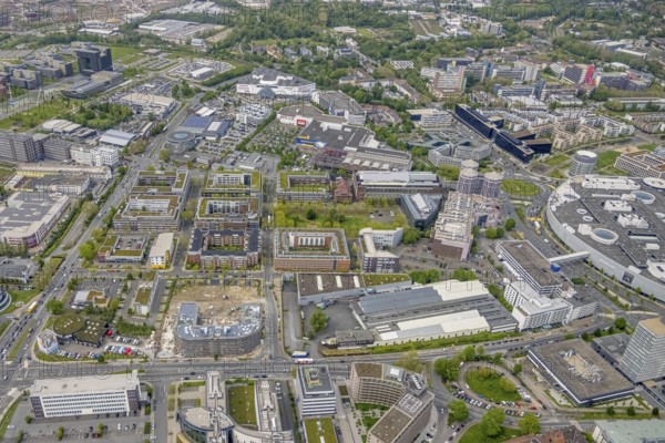 Aerial view, construction site and new office building on the corner of Frohnhauser Straße and Kurt-Jooss-Straße, City, Westviertel, Essen, Ruhr area, North Rhine-Westphalia, Germany, construction work, construction area, construction site, building plots, construction project, construction site, office building, DE, Europe, aerial view, aerial photography, aerial photography, new building, overview, bird's eye view, bird's eye view, overview