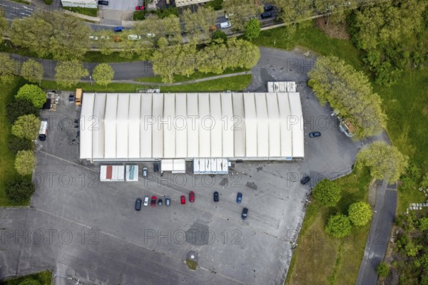 Aerial view, MEDION factory outlet, Schönscheidtstraße, Essen-Kray, Essen, Ruhr area, North Rhine-Westphalia, Germany, DE, shopping markets, shopping centre, Europe, aerial view, aerial photography, aerial photography, Medion factory outlet, shopping, overview, bird's-eye view, overview
