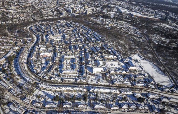 Aerial view, garden city Margarethenhöhe, Essen, Ruhr area, North Rhine-Westphalia, Germany, DE, Europe, property tax, real estate, aerial photograph, aerial photography, aerial photography, Margarethe Krupp Foundation, snow, housing estate, overview, bird's-eye view, winter, housing estate, housing and living, residential area, residential buildings, housing quality, residential neighbourhood, housing estate, birds-eyes view, people-friendly living, overview