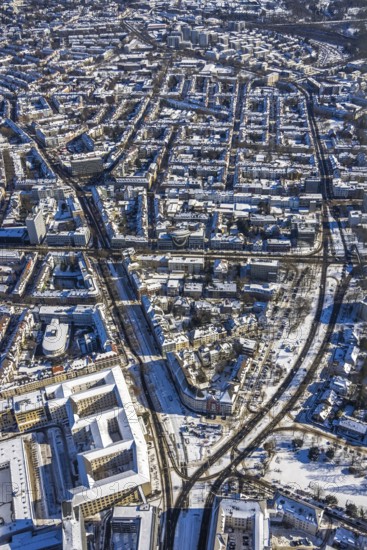 Aerial view, residential area Zweigertstraße, Martinstraße, Rüttenscheider Stern, Essen-Holsterhausen, Essen, Ruhr area, North Rhine-Westphalia, Germany, City, DE, Europe, property tax, real estate, aerial view, aerial photography, aerial photography, aerial view, snow, townscape, urban area, overview, bird's-eye view, winter, residential complex, living and life, residential area, residential buildings, residential neighbourhood, birds-eyes view, overview