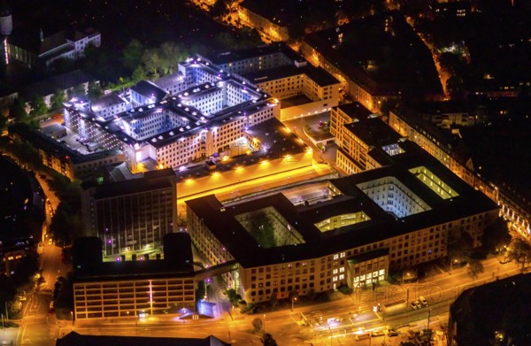 Aerial photograph, Essen District Court and Local Court, Essen Prison, Essen-Rüttenscheid, Essen, Ruhr area, North Rhine-Westphalia, Germany, local court, arrest, outdoor lighting, authority, DE, twilight, Europe, deprivation of liberty, prison, custody, detention centre, prison sentence, correctional facility, light pollution, aerial photograph, aerial photography, aerial photography, night aerial photograph, streetlights, street lamps, overview, custody, bird's eye view, illuminated, illuminated houses, illuminated house, birds-eyes view, artificial light, night, nightflight, overview