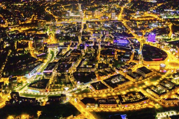 Aerial view, Limbecker Platz, shopping centre, Berliner Platz, Westviertel, Essen, Ruhr area, North Rhine-Westphalia, Germany, outdoor lighting, DE, twilight, shopping centre, shopping square, Europe, light pollution, aerial photograph, aerial photography, aerial photography at night, shopping, shopping centre, streetlights, street lamps, overview, bird's eye view, illuminated, illuminated houses, illuminated house, birds-eyes view, artificial light, night, nightflight, overview