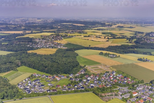 Aerial view, construction area Höinger Heide Am Winkel, Höingen, Ense, Sauerland, North Rhine-Westphalia, Germany, construction work, construction area, construction site, building plots, construction project, construction site, DE, Europe, property tax, Höinger Heide, real estate, aerial photograph, aerial photography, aerial photography, overview, bird's eye view, residential complex, living and living, residential area, residential buildings, residential quality, housing estate, birds-eyes view, overview
