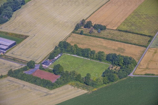 Aerial view, Waltringen sports ground, Ense, Sauerland, North Rhine-Westphalia, Germany, DE, Europe, football pitch, football stadium, football club, aerial view, aerial photography, aerial photography, SF Waltringen football club, sports facilities, sports ground, sports facility, overview, bird's-eye view, bird's-eye view, overview
