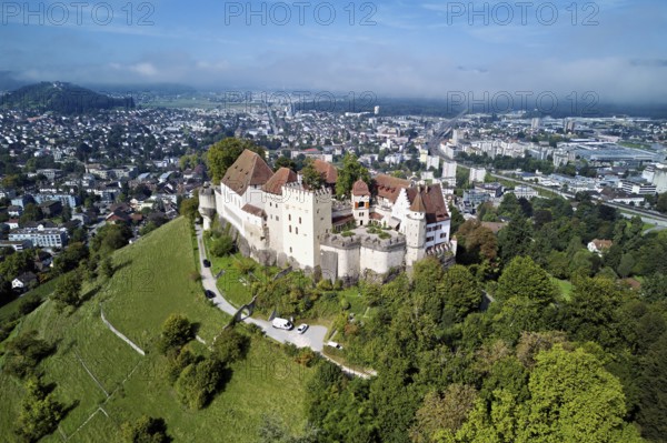 Castle of the Habsburgs, Kyburgers on an almost circular Molasse hill, Lenzburg, Canton Aargau, Switzerland