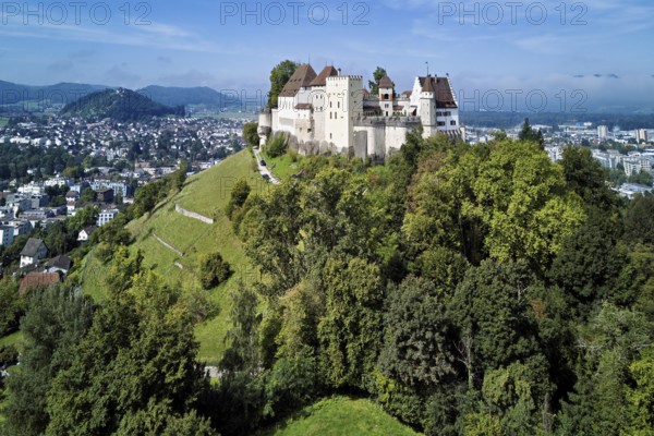 Castle of the Habsburgs, Kyburgers on an almost circular Molasse hill, Lenzburg, Canton Aargau, Switzerland