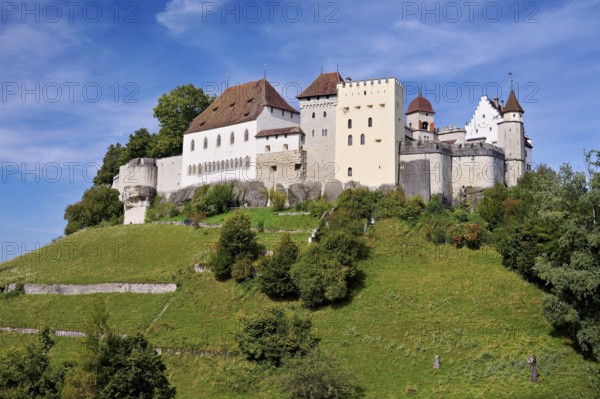 Castle of the Habsburgs, Kyburgers on an almost circular Molasse hill, Lenzburg, Canton Aargau, Switzerland