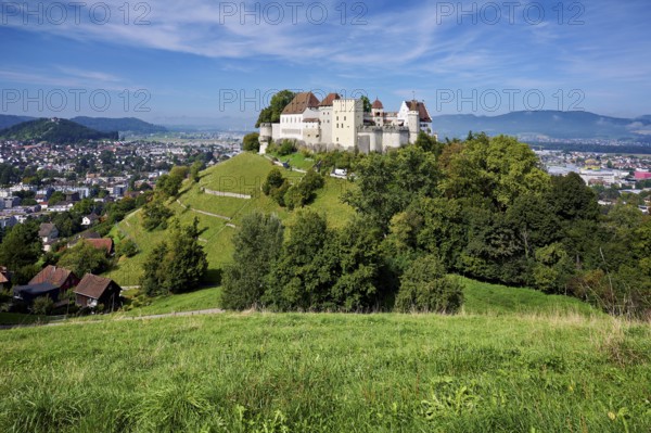 Castle of the Habsburgs, Kyburgers on an almost circular Molasse hill, Lenzburg, Canton Aargau, Switzerland
