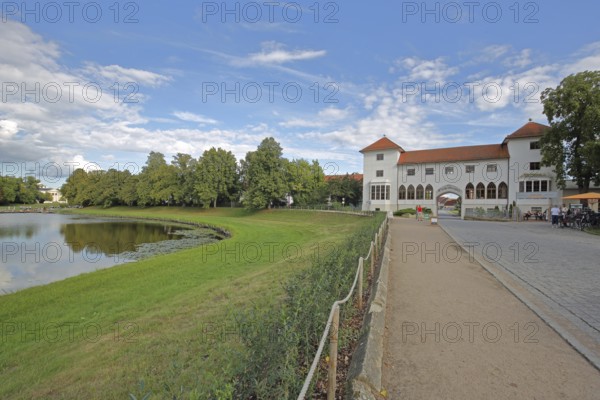 Restaurant Zum Eichenkranz and Lake Wörlitz, gatehouse, landscape, UNESCO, landscape park, Dessau-Wörlitz Garden Kingdom, Wörlitz, Saxony-Anhalt, Germany
