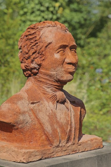 Monument to physician and doctor Johann Wilhelm Tolberg, Bust, Solepark, spa garden, Bad Salzelmen, Schönebeck, Saxony-Anhalt, Germany