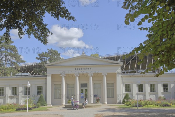 Classicist lime tree bath with columns, pedestrian, brine park, spa gardens, Bad Salzelmen, Schönebeck, Saxony-Anhalt, Germany