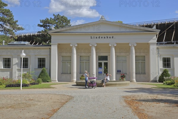 Classicist lime tree bath with columns, pedestrian, brine park, spa gardens, Bad Salzelmen, Schönebeck, Saxony-Anhalt, Germany