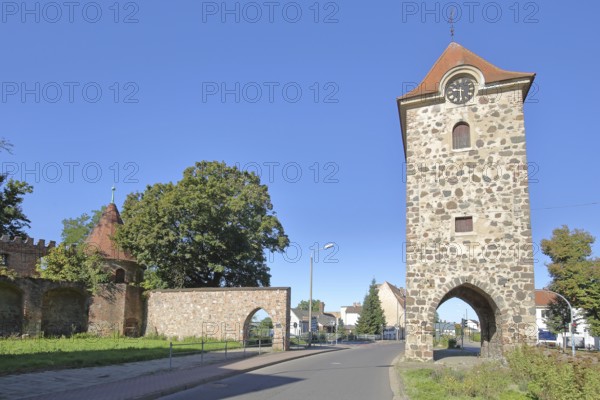 Historic Dornburg gate and town wall, town fortifications, town tower, town gate, Breitestraßetor, Zerbst, Fläming, Saxony-Anhalt, Germany