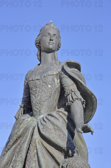 Monument to Russian Tsarina and Empress Catherine the Great by Michail Perejaslawez 2010, sculpture, modern art, aristocracy, aristocracy, II, detail, clipping, castle garden, Zerbst, Fläming, Saxony-Anhalt, Germany