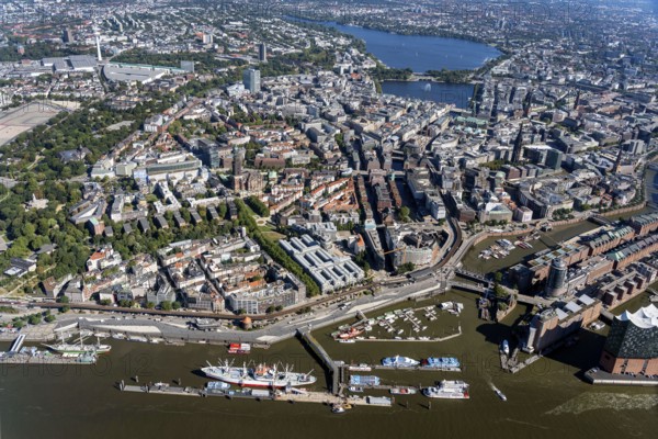 Europe, Germany, Hamburg, Alster, city, city view, cityscape, aerial view, from, above, water, river, city centre, church tower, sunny, town hall, St. Petri, St. Jacobi, St. Nicolai, Katharinen Kirche, St. Michaelis, Wallring, Elbphilharmonie, upwind aerial photographs, city, development, urban planning, metropolis, construction, aerial view, aerial photograph, aerial view city centre from the Landungsbrücken to the Alster