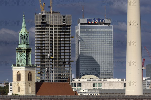 Commerz Real high-rise building, construction site, Alexanderplatz, Berlin, Germany, 8 September 2025 < english> Commerz Real Estate, construction site, September 8, 2025