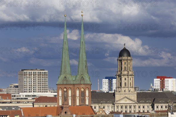 St. Nicholas Church and Stadthaus, view from the Humboldt Forum, Berlin, Germany, 08.09.2025 < english> St. Nicholas Church and Stadthaus, view from the Humboldt Forum, September 8, 2025