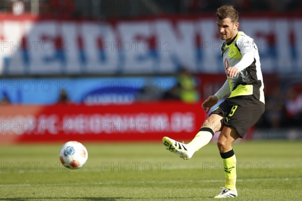 Football, Bundesliga 1, Matchday 3, 2025/2026, 1. FC Heidenheim vs. Borussia Dortmund, 13/09/2025, Voith-Arena, Heidenheim, Germany, Pascal GROSS Borussia Dortmund 13