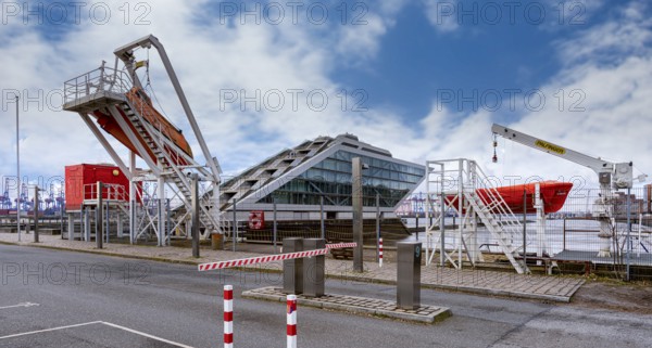 Ma-co Boozsanlage, Dockland at low tide, Hamburg fishing harbour, Germany