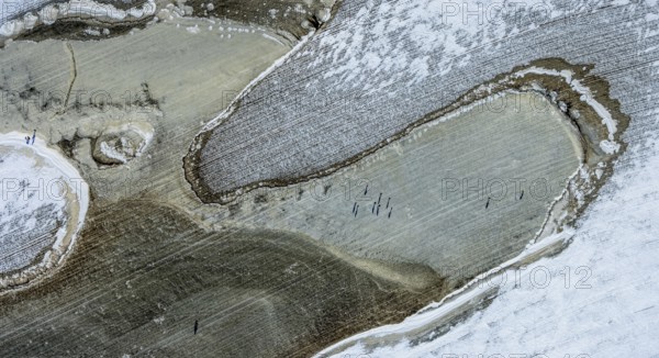 Aerial view, frozen Rhine meadow Ehingen, Mündelheim, Duisburg, Ruhr area, North Rhine-Westphalia, Germany, DE, ice surface, ice landscape, Europe, shapes and colours, aerial view, aerial photography, aerial photography, snow, overview, bird's eye view, winter, birds-eyes view, frozen Rhine meadows, cleared roads, overview