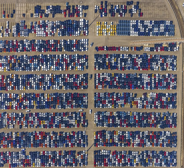 Aerial view, new car dump, export cars, import cars, Duisport, Duisburger Hafen AG, Logport I, container port, Rhine harbour, Friemersheim, Duisburg, Ruhr area, North Rhine-Westphalia, Germany, DE, Europe, birds-eyes view, aerial photography, aerial photography, overview, bird's eye view