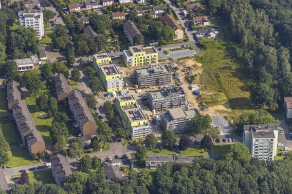 Aerial view, residential area construction site new building Beckstraße, Goerdeler Straße, Vierlinden, Duisburg, Ruhr area, North Rhine-Westphalia, Germany, construction work, building, construction area, building site, building plots, construction project, construction site, DE, Europe, property tax, real estate, aerial photograph, aerial photography, aerial photography, new building, overview, bird's eye view, residential complex, living and living, residential area, residential buildings, residential quality, residential neighbourhood, housing estate, birds-eyes view, overview