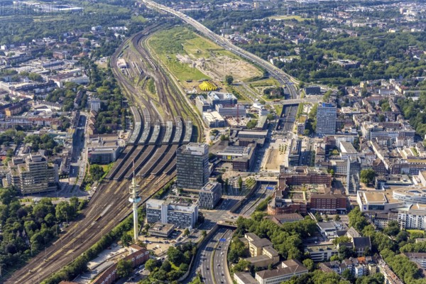 Aerial view, Duisburg central station, construction site Dellviertel, Duisburg, Ruhr area, North Rhine-Westphalia, Germany, railway tracks, railway station, construction work, construction area, construction site, construction project, construction site, DE, Deutsche Bahn AG, Europe, central station, main station, junction station, aerial view, aerial photography, aerial photography, overview, bird's eye view, birds-eyes view, overview