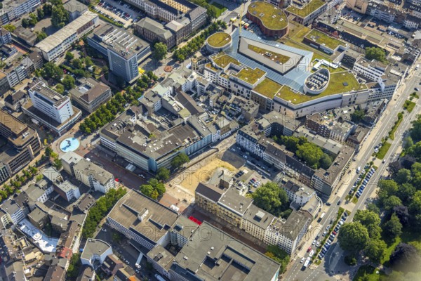 Aerial view, construction project new office building Düsseldorfer Straße at the former city library, pedestrian zone Königstraße, Forum Duisburg shopping centre, sculpture Lifesaver Duisburg, old town, Duisburg, Ruhr area, North Rhine-Westphalia, Germany, construction work, construction area, construction site, building plots, construction project, construction site, DE, Europe, aerial view, aerial photography, aerial photography, sculpture, overview, bird's-eye view, former central library, overview