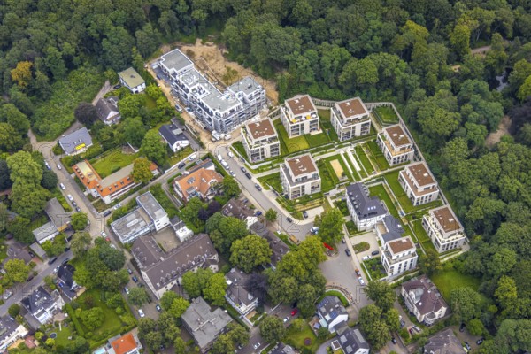 Aerial view, construction site and new construction of residential buildings Kaiserberg, Quartier Wilhelmshöhe, Duissern, Duisburg, Ruhr area, North Rhine-Westphalia, Germany, construction work, construction area, building site, building plots, construction measure, construction project, construction site, DE, Europe, property tax, real estate, aerial view, aerial photography, aerial photography, new construction, overview, bird's eye view, residential complex, living and living, residential area, residential buildings, residential quality, residential neighbourhood, housing estate, birds-eyes view, overview
