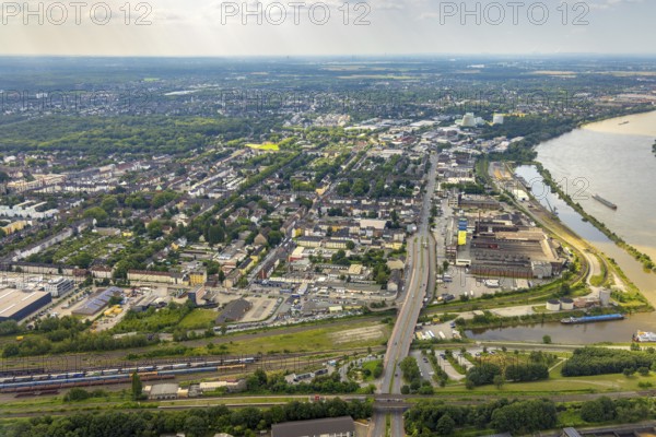 Aerial view, housing estate and commercial area Wanheimer Straße, Eschenstraße, district Wanheimerort, Duisburg, Ruhr area, North Rhine-Westphalia, Germany, DE, Europe, property tax, real estate, aerial view, aerial photography, aerial photography, tower, overview, bird's-eye view, housing estate, living and living, residential area, residential buildings, quality of living, housing estate, alga Reifen GmbH, birds-eyes view, overview