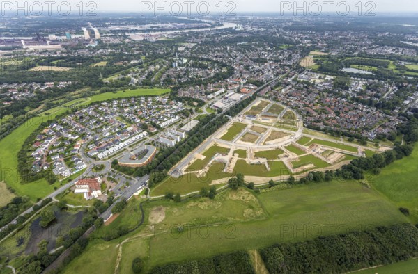 Aerial view, new development area Am Alten Angerbach, new housing estate Angerbogen, Düsseldorfer Landstraße, Huckingen, Duisburg, Ruhr area, North Rhine-Westphalia, Germany, construction work, construction area, building site, building plots, construction project, construction site, DE, Europe, aerial view, aerial photography, aerial photography, new building, overview, bird's-eye view, bird's-eye view, overview