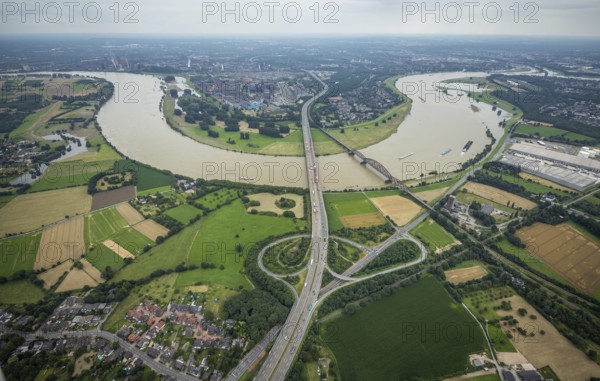 Aerial view, flood river Rhine, motorway A42 Beeckerwerther Brücke and Haus-Knipp-Eisenbahnbrücke with view of Beeckerwerth, Rheinbogen, Bärl, Duisburg, Ruhr area, North Rhine-Westphalia, Germany, motorway, bridge, DE, Europe, flood, flood of the century, aerial view, aerial photography, aerial photography, aerial photography, gauge Duisburg, Rhine flood, heavy rain, overview, bird's-eye view, overview, flooding