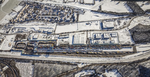 Aerial view, logport III, industrial estate Dahlingstraße, railway settlement, Samskip Multimodal Rail Terminal, Duisburg terminal, container terminal, Friemersheim, Duisburg, Ruhr area, North Rhine-Westphalia, Germany, DE, Europe, aerial view, aerial photography, aerial photography, snow, terminal, overview, bird's eye view, winter, birds-eyes view, cleared roads, overview
