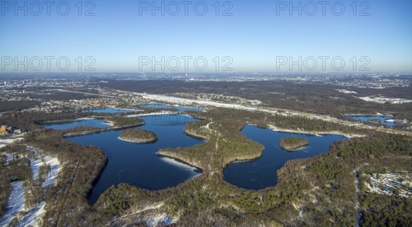Aerial view, Sechs-Seen-Platte, Rahm, Duisburg, Ruhr area, North Rhine-Westphalia, Germany, DE, Europe, aerial view, aerial photography, aerial photography, snow, sight, overview, bird's eye view, forest area, winter, birds-eyes view, cleared roads, overview