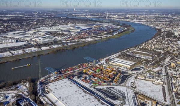 Aerial view, Logport II, warehouse and goods handling, river Rhine, Hüttenheim, Duisburg, Ruhr area, North Rhine-Westphalia, Germany, DE, Europe, aerial view, aerial photography, aerial photography, snow, overview, bird's eye view, winter, birds-eyes view, cleared roads, overview