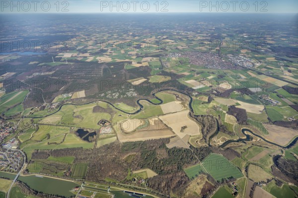 Aerial view, Lippe reorganisation, river Lippe, renaturation, new Lippe meanders, restoration of the old Lippe meanders, natural river course, Hötting, Datteln, Ruhr area, North Rhine-Westphalia, Germany, DE, Europe, birds-eyes view, aerial photography, aerial photography, overview, bird's eye view