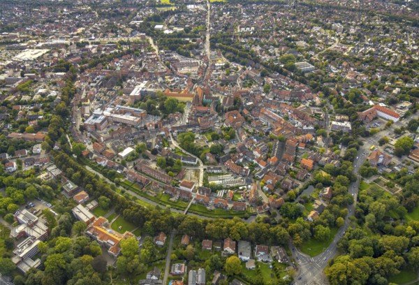 Aerial view, old town and green old town ring with catholic St. Lamberti church at the market place, town hall with renovation, protestant church at the market, Liebfrauenburg, St. Katharinen-Stift and St.-Vinzenz-Krankenhaus in Coesfeld, Münsterland, North Rhine-Westphalia, Germany, old town, place of worship, authority, castle, Coesfeld, DE, Europe, religious community, place of worship, holy place, church, parish, denomination, aerial view, aerial photography, aerial photography, town hall, religion, religious site, castle, overview, bird's-eye view, birds-eyes view, overview