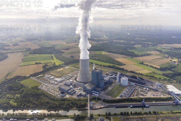 Aerial view of the power plant facilities and exhaust gas towers of the coal-fired power plant Datteln 4 Uniper power plant Im Löringhof at the Dortmund-Ems canal in Datteln in the Ruhr area in the federal state of North Rhine-Westphalia, Germany, Datteln, Ruhr area, North Rhine-Westphalia, DE, Europe, aerial view, birds-eyes view, aerial photography, aerial photography, overview, bird's eye view