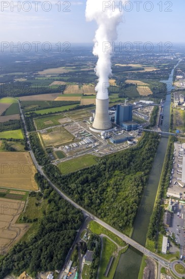 Aerial view of the power plant facilities and exhaust gas towers of the coal-fired power plant Datteln 4 Uniper power plant Im Löringhof at the Dortmund-Ems canal in Datteln in the Ruhr area in the federal state of North Rhine-Westphalia, Germany, Datteln, Ruhr area, North Rhine-Westphalia, DE, Europe, aerial view, birds-eyes view, aerial photography, aerial photography, overview, bird's eye view